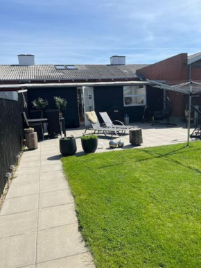 Fint lille række hus, med egen indkørsel, Skagen